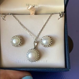 Pearl set